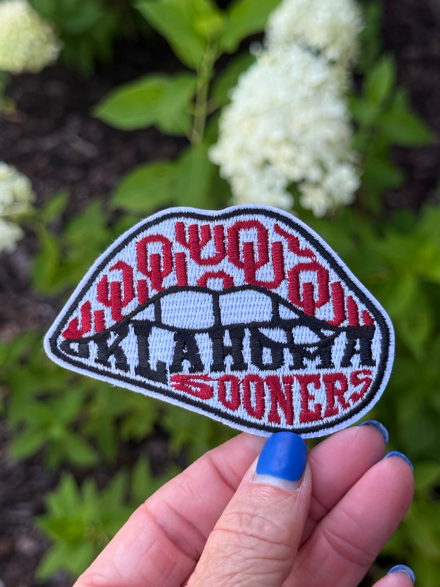 3.5” OU Lips