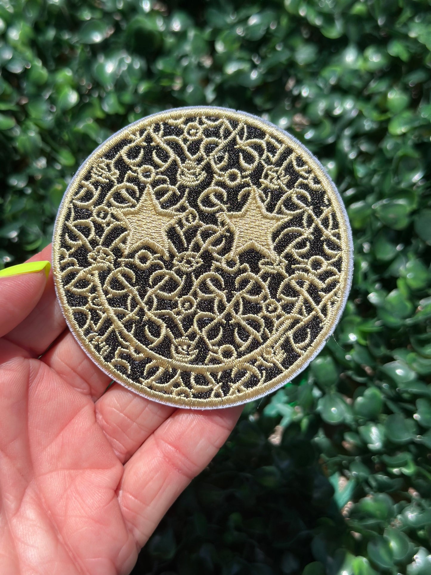 3” Boho Scroll Smiley