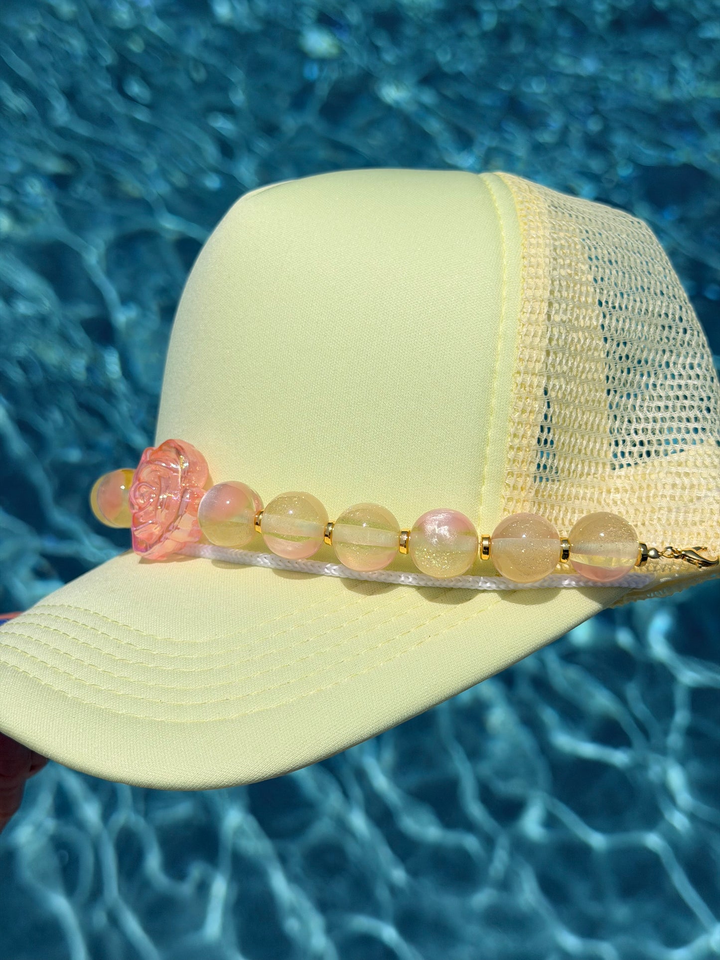 9” Pink Lemonade Hat Chain