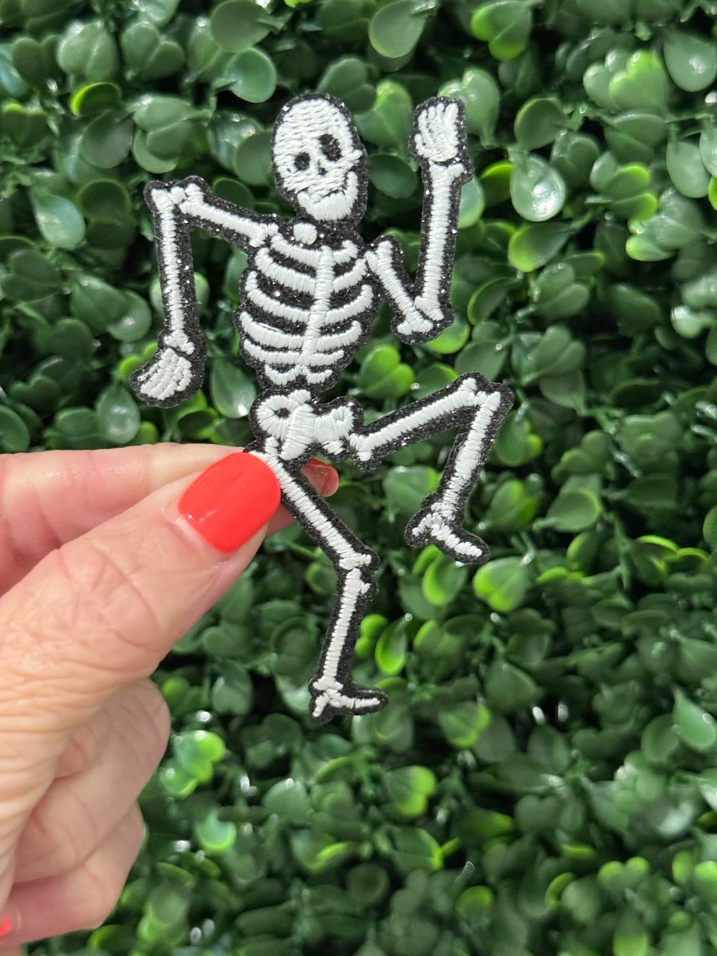 2.5” Glow Dancing Skeleton