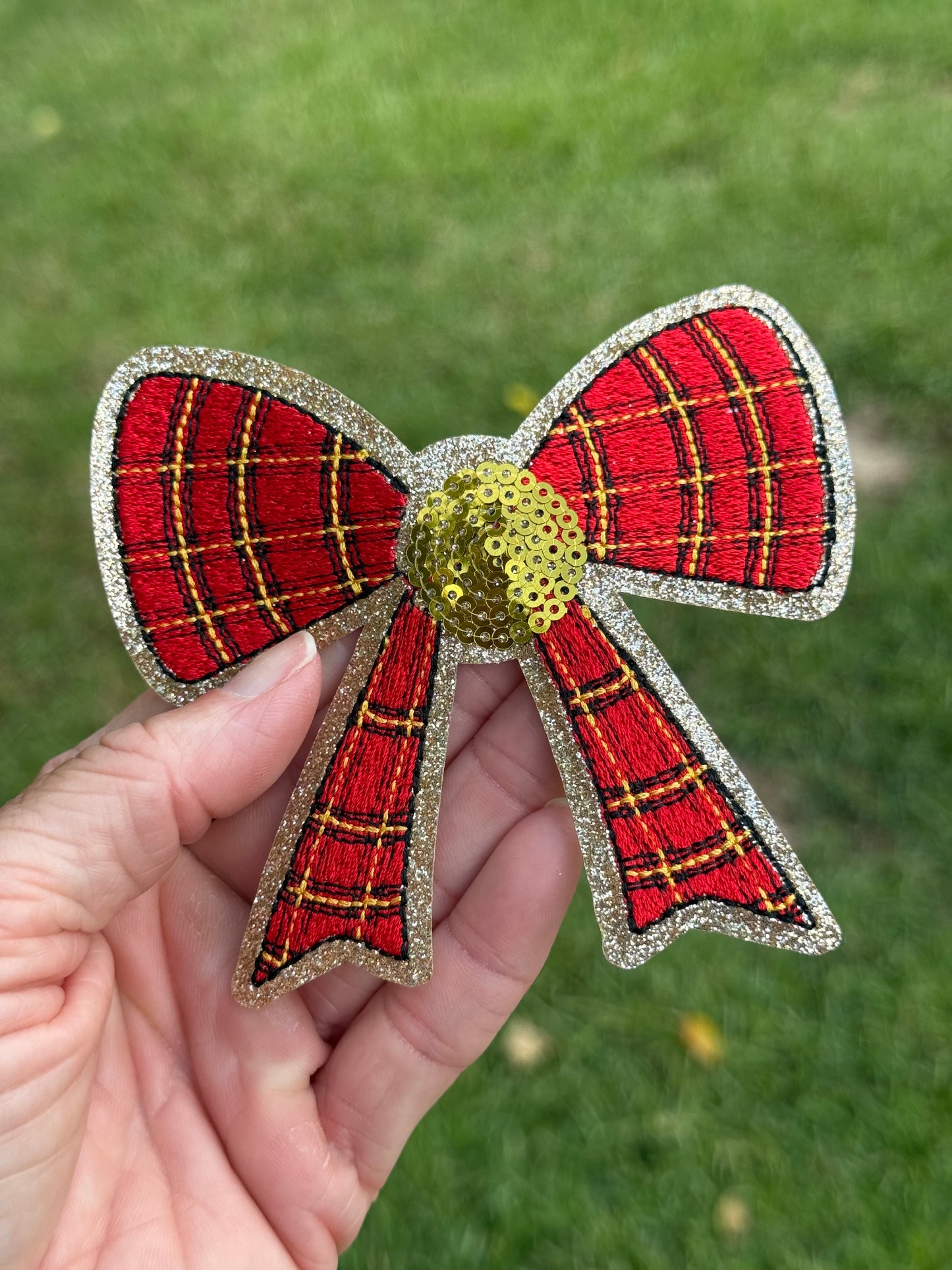 4” Plaid Christmas Bow