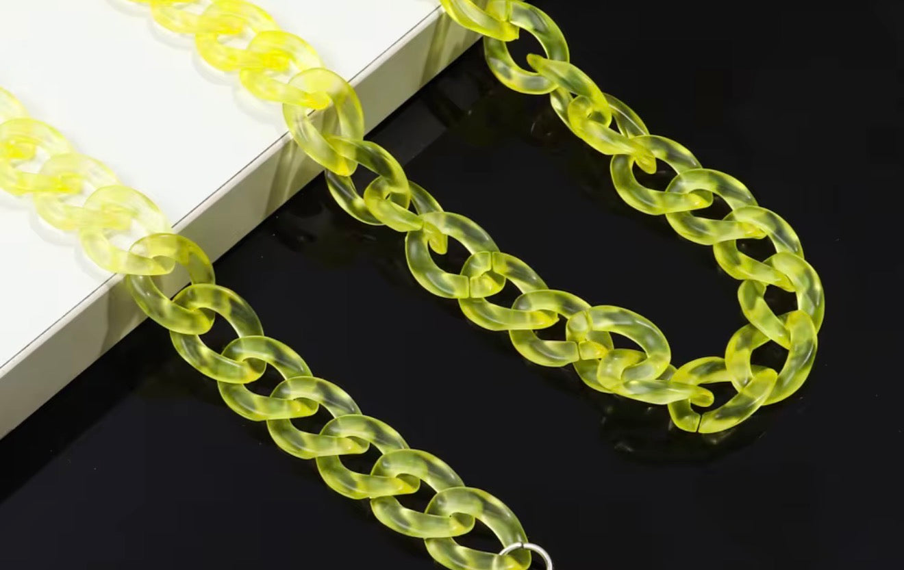 9” Clear Neon Yellow Hat Chain