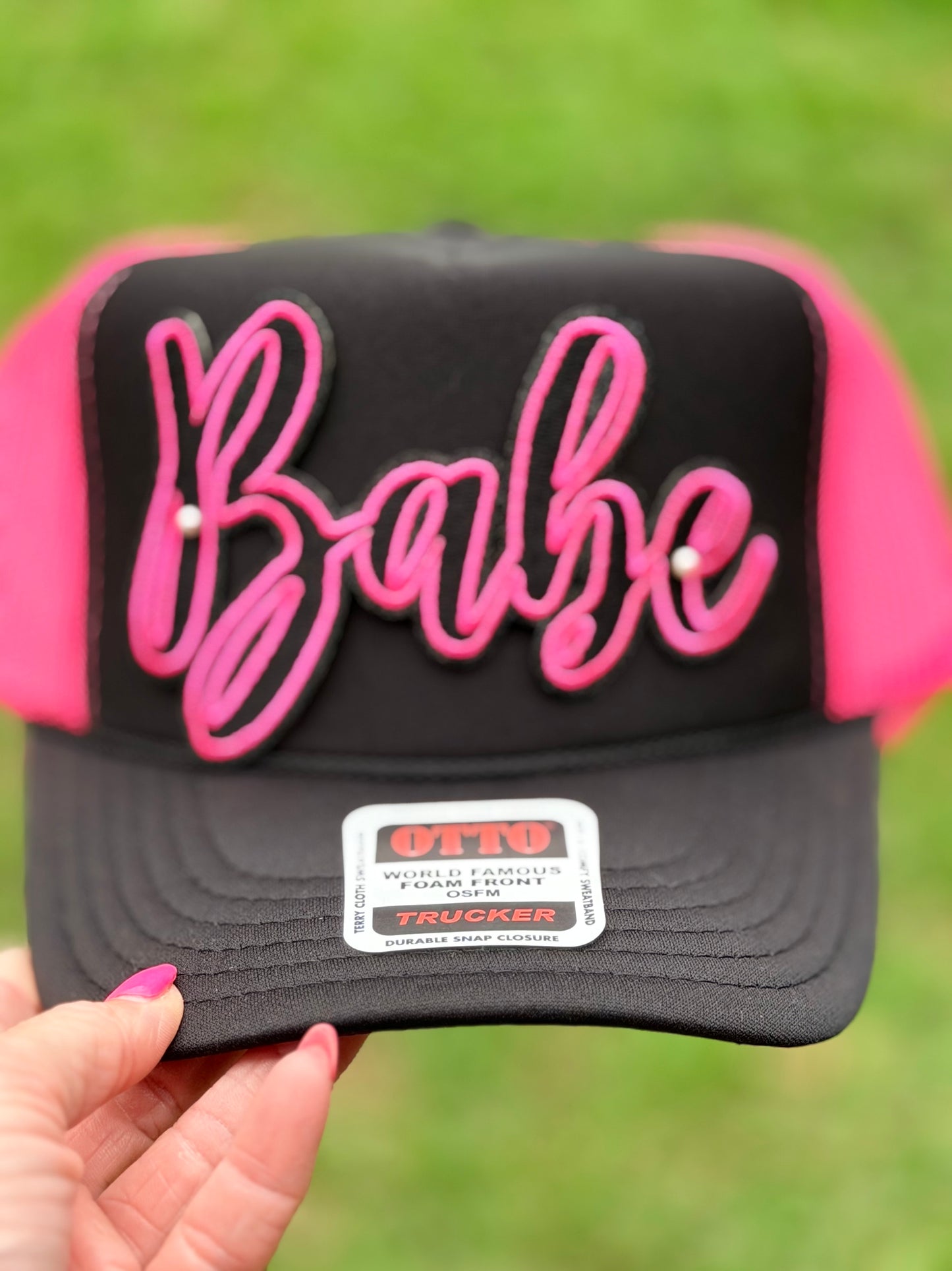 6” Neon Pink BABE