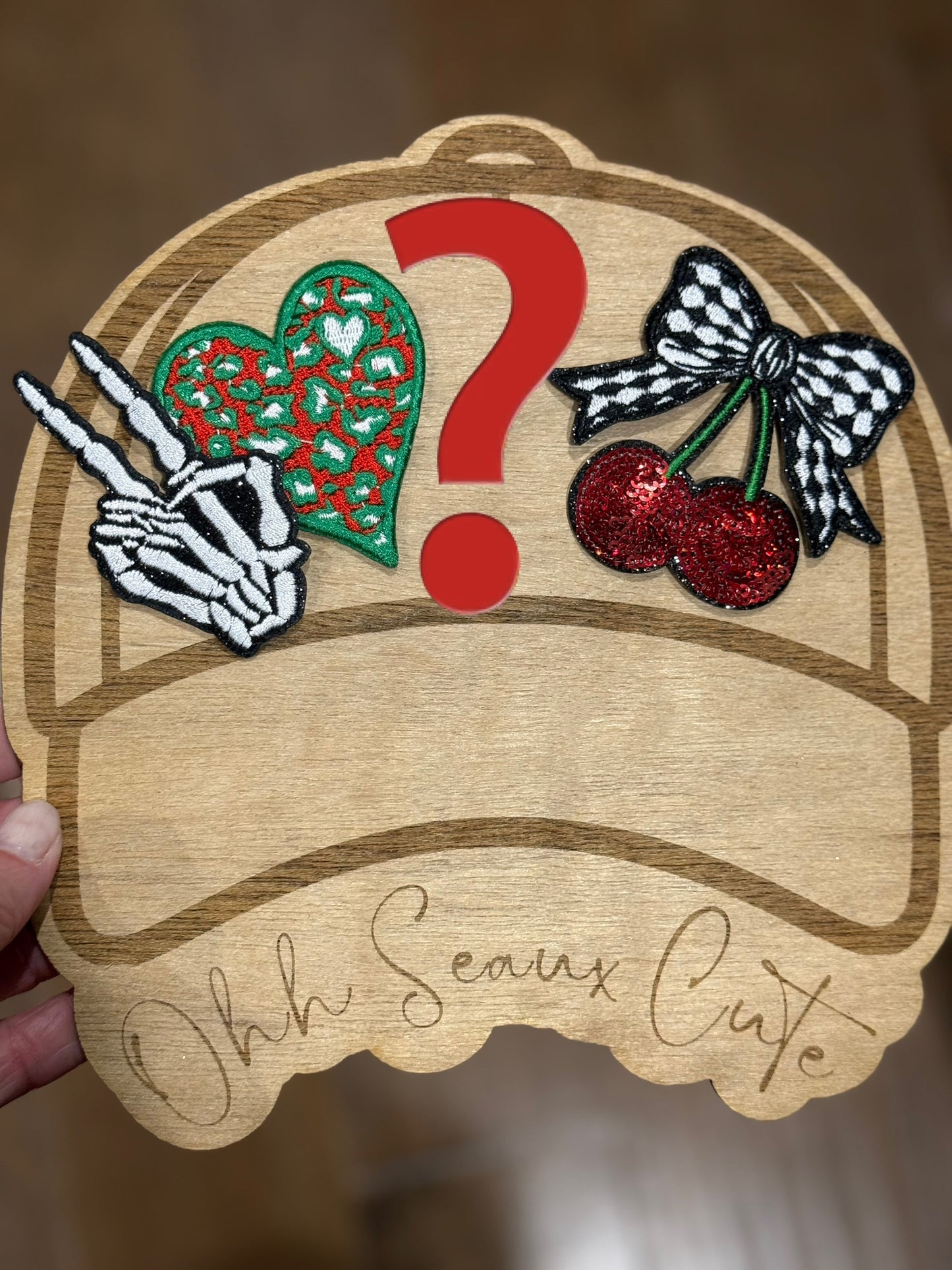 2.5” Christmas Leopard Heart