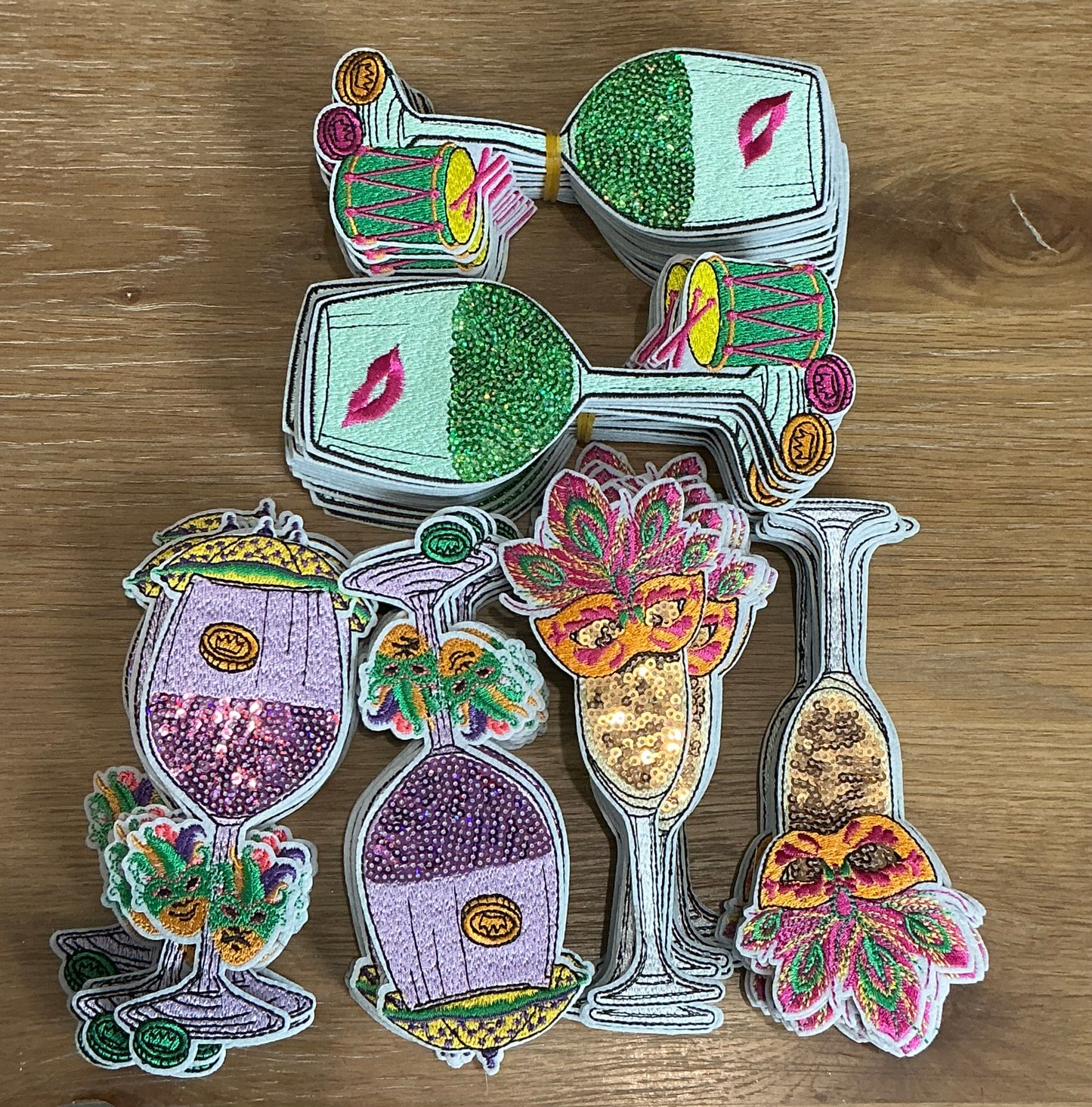 6” Sequin Mardi Gras Wine Glass