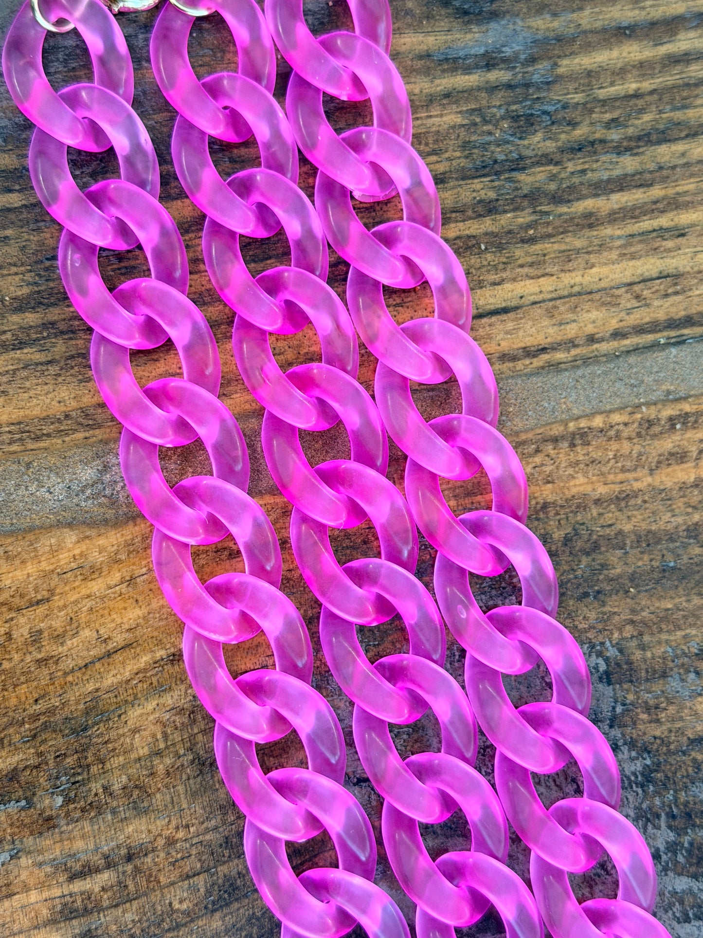9” Clear Neon Pink Hat Chain
