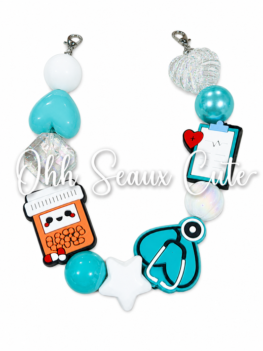 9” Nurse 2 Hat Chain