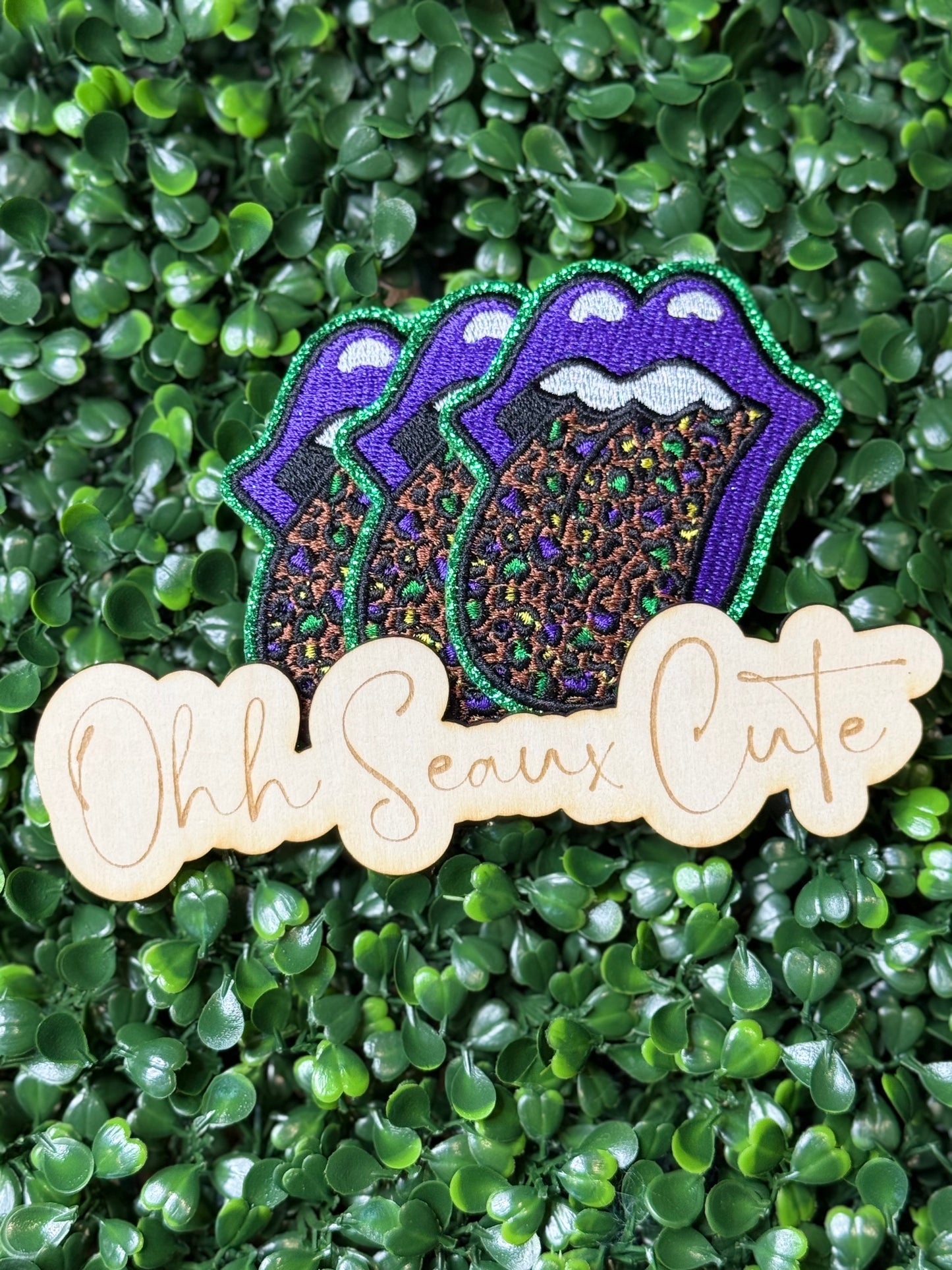 3” Mardi Gras Leopard Tongue