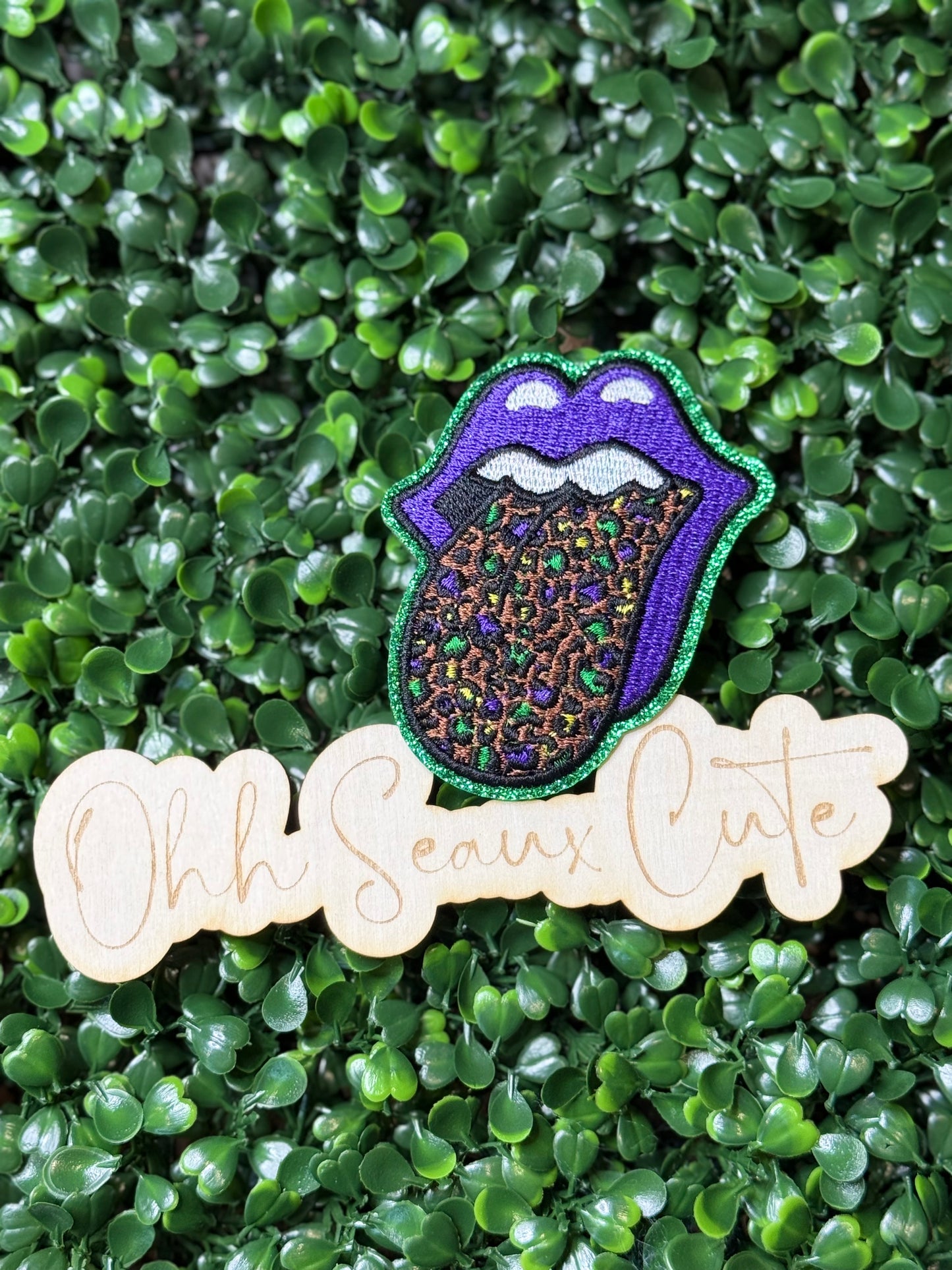 3” Mardi Gras Leopard Tongue