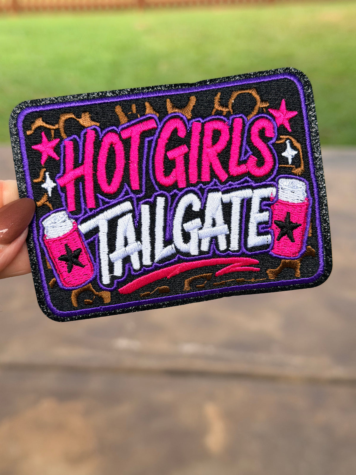 4” Leopard Hot Girls Tailgate-Pink
