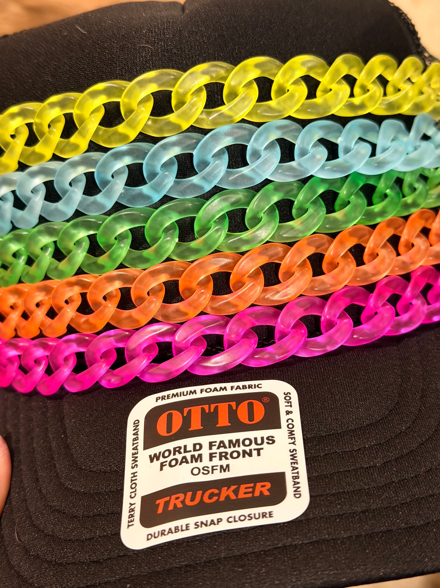 9” Clear Blue Hat Chain