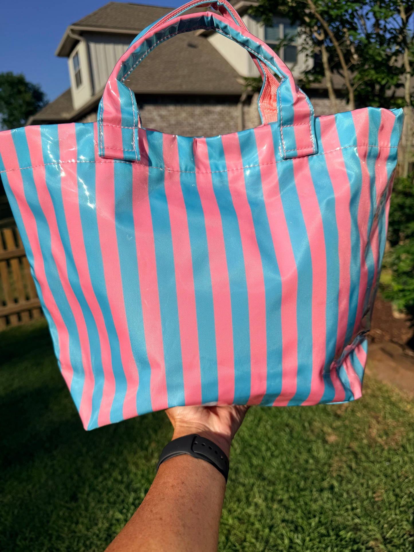 PREORDER Viral Tote Beach Bag ETA 6/30