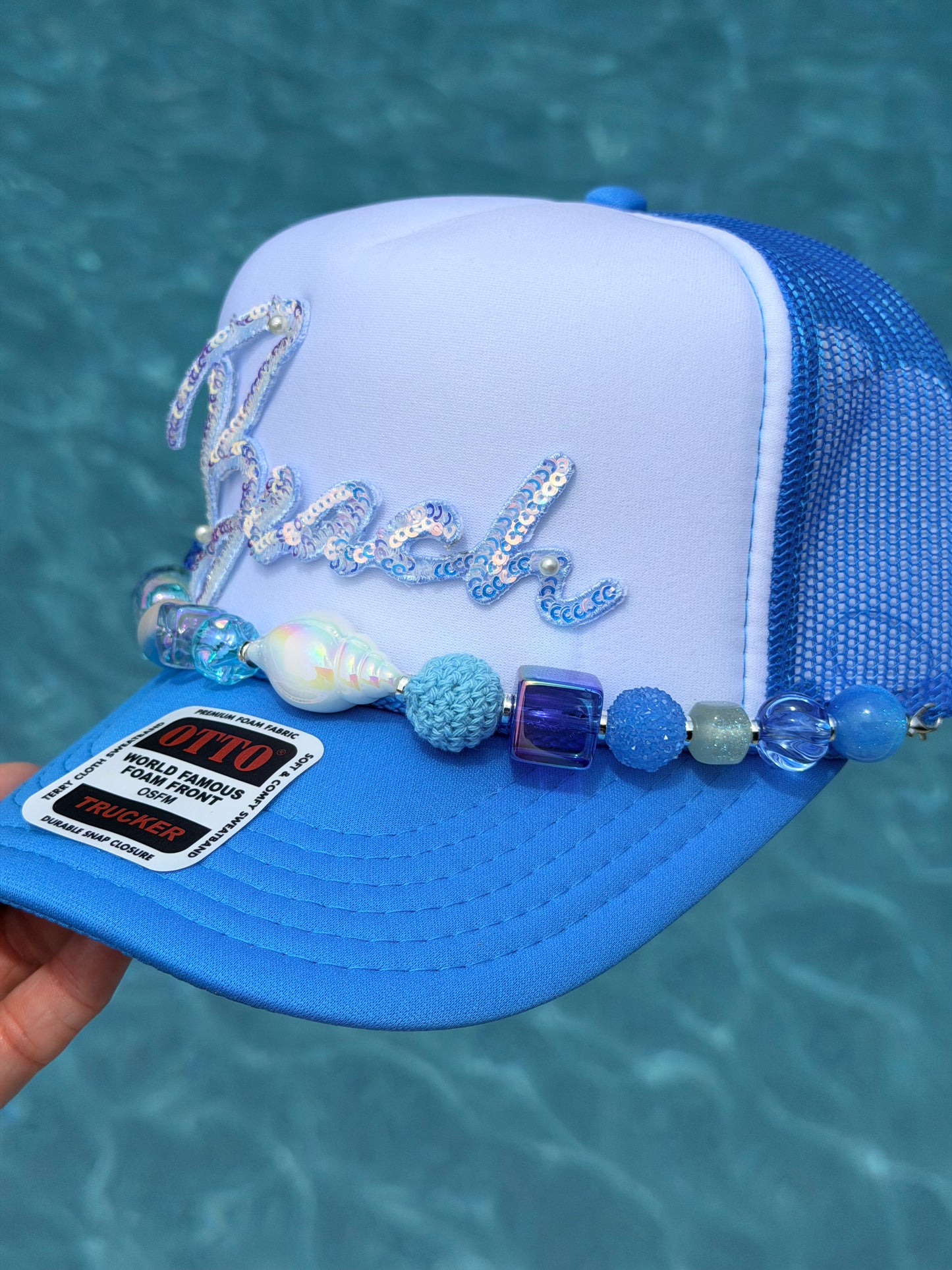 9” Blue Shell Around Hat Chain