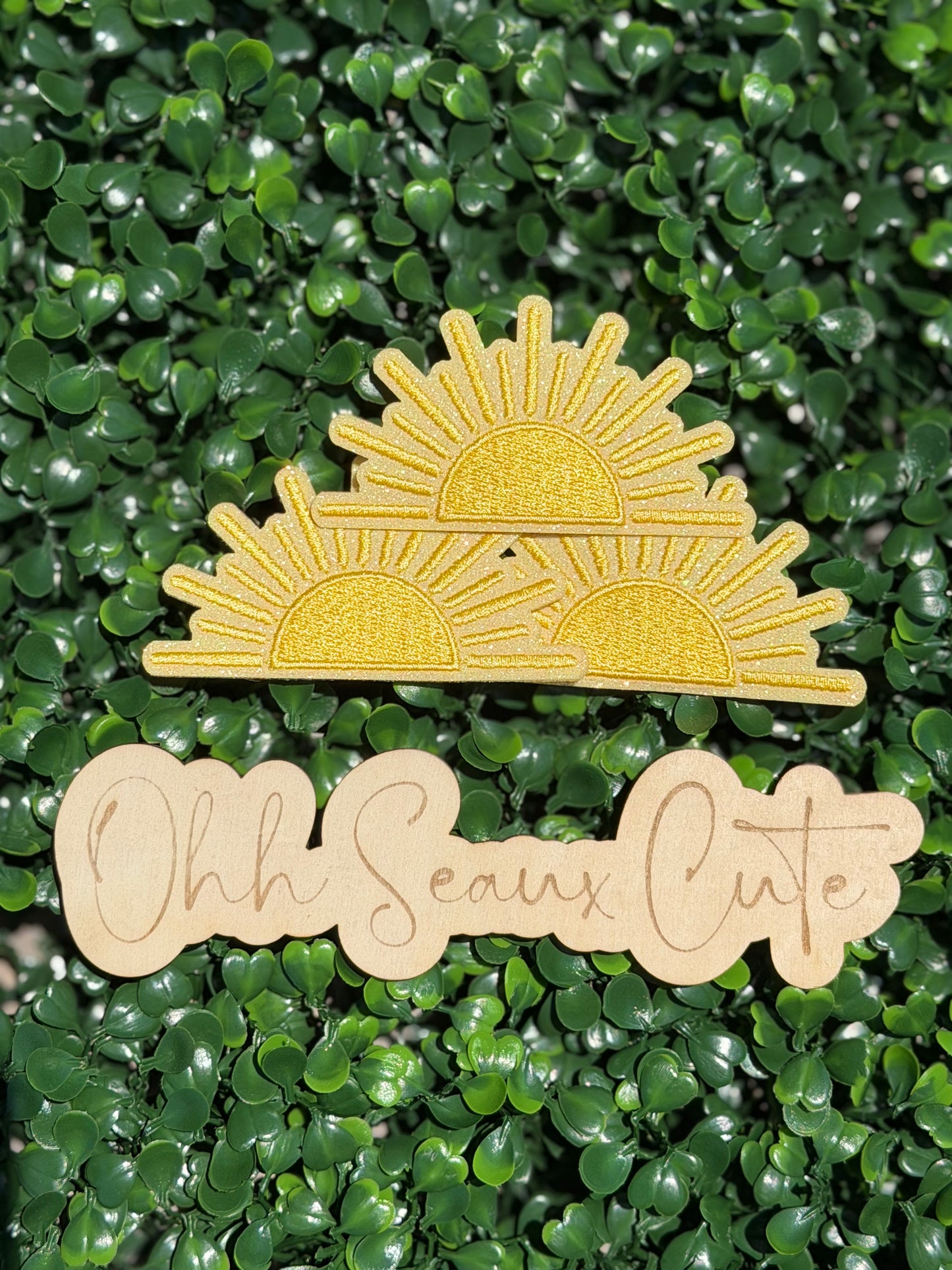 2.5” Glitter Sun Ray