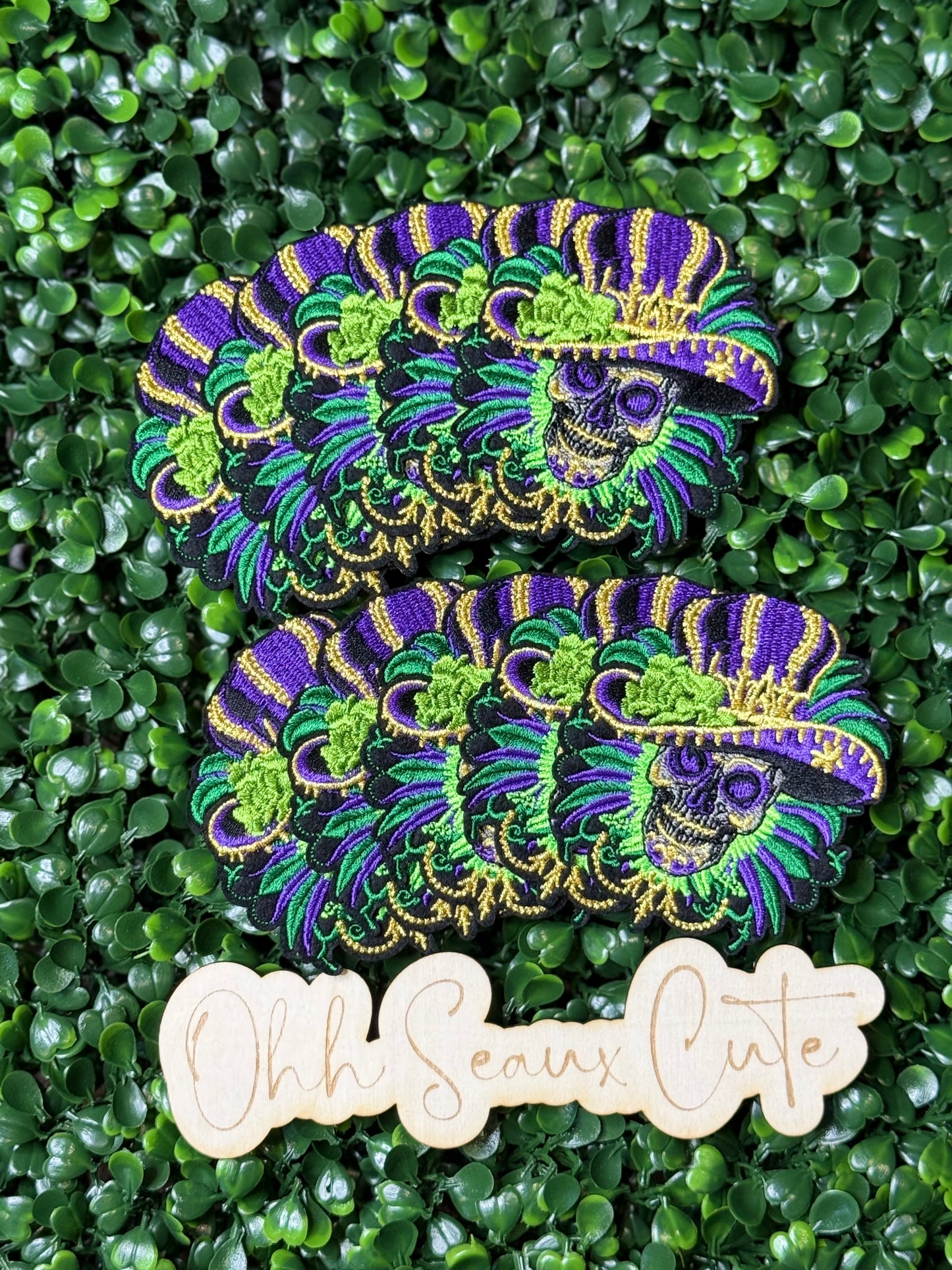 2.75” Mardi Gras Feathered Skeleton Head
