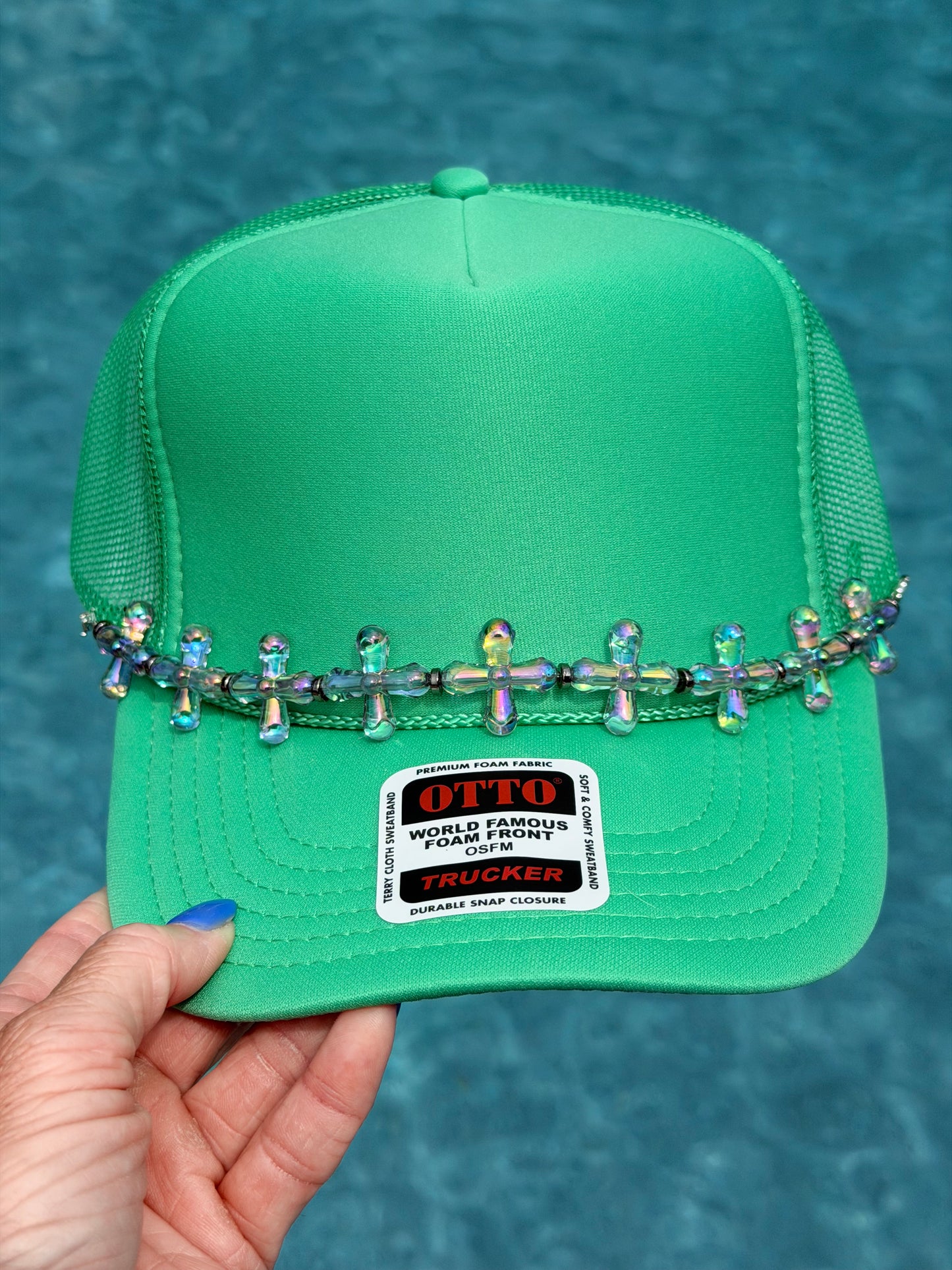 9” Iridescent Cross Hat Chain